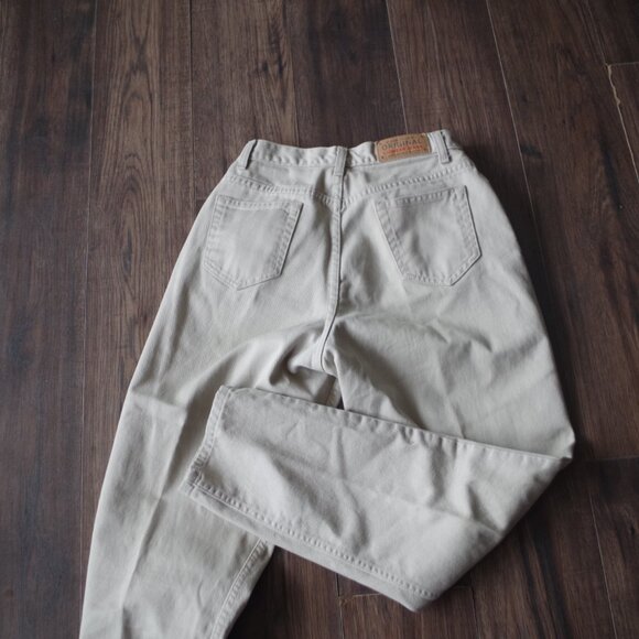 Liz Claiborne Classic Fit Women's Jeans - Picture 7 of 7